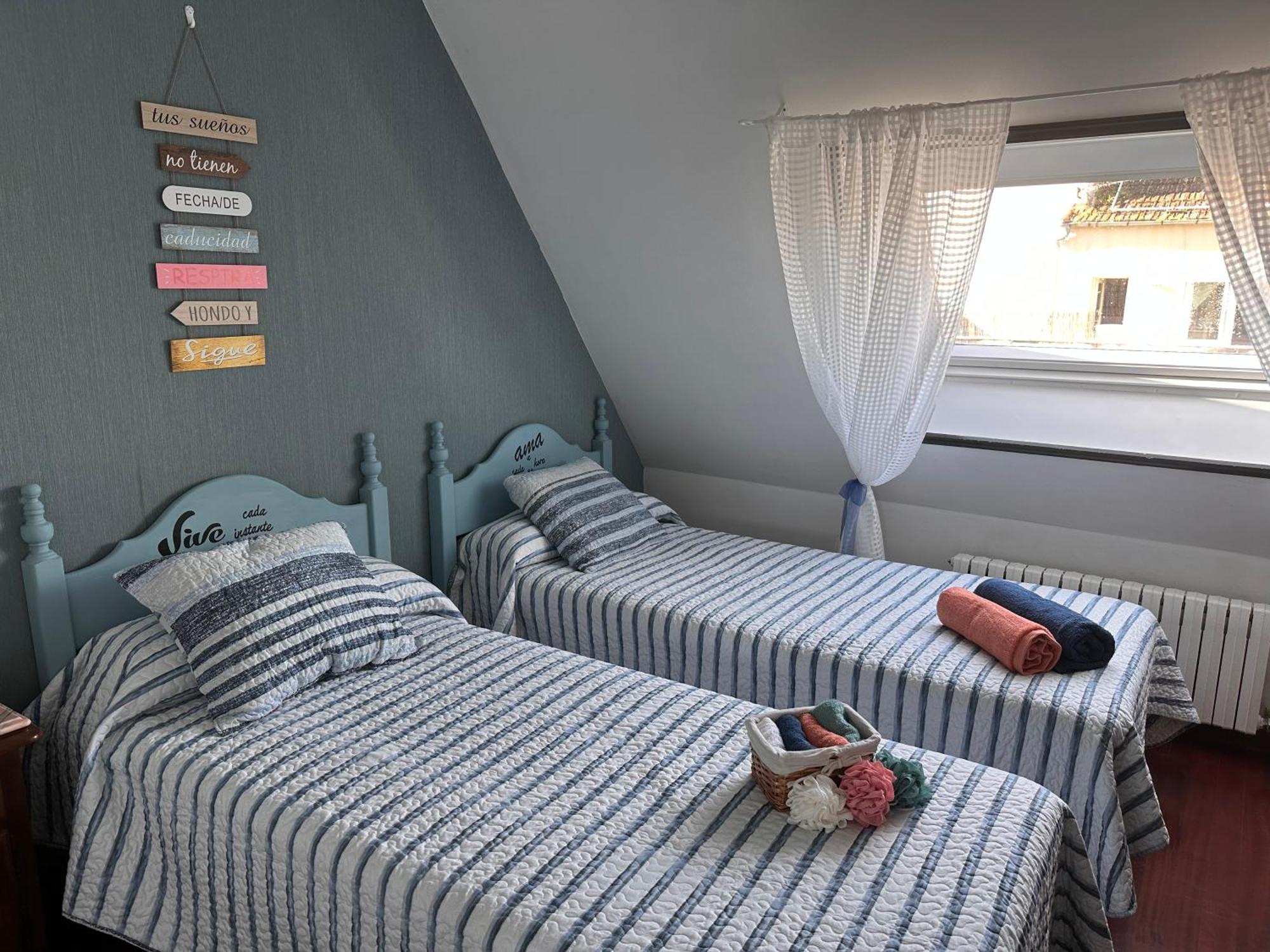 Atico Exclusivo Y Centrico En Peregrina Apartment ปอนเตเบดรา ภายนอก รูปภาพ